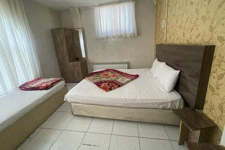 واحد سه نفره تکخواب در هتل آپارتمان مشهد