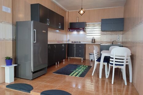 واحد دو خواب گلستان در طبقه همکف ویلا ایزدشهر