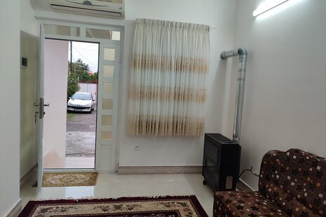 واحد تکخواب در طبقه همکف ویلای شیرود