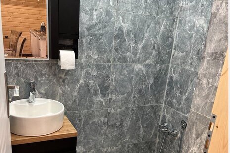 کلبه سوئیسی مبله دوخواب بردیا در چابکسر