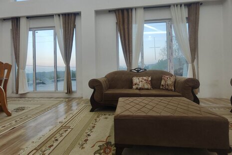 واحد مبله دوخواب طبقه اول ویلا جنگلی در چالوس