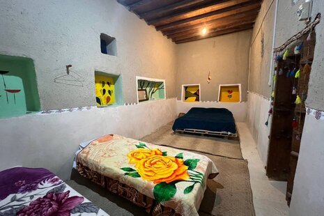 اتاق کهور در اقامتگاه بومگردی سوزا