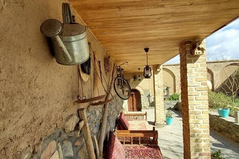اتاق 7 در اقامتگاه بومگردی در بهار همدان