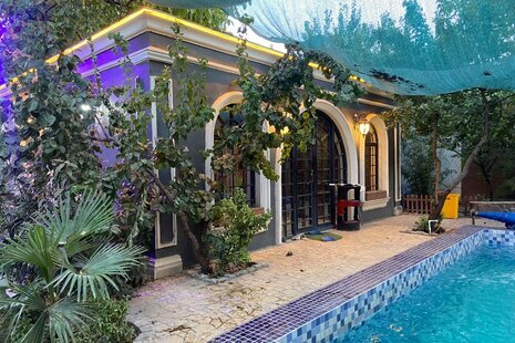 باغ ویلا استخردار تکخواب مبله در ملارد