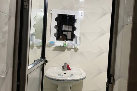 واحد مبله دوخواب در طبقه همکف ویلا یسنا در اسالم