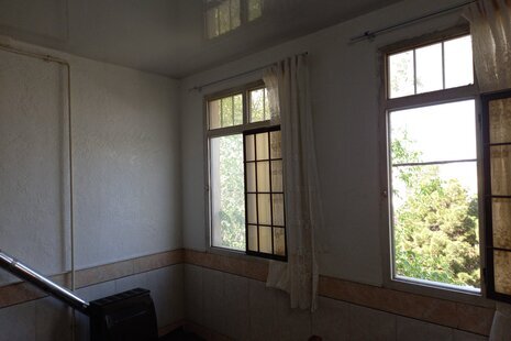 سوئیت 27 متری گلدار در کاشان