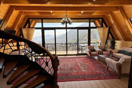 کلبه سوئیسی تریپلکس دوخواب استخردار جنگلی رزا در رامسر