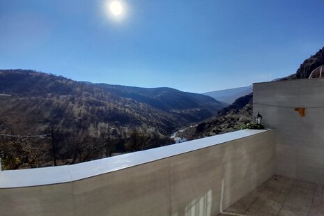 ویلا دوخواب مبله آبشار بیشه 2 در خرم آباد