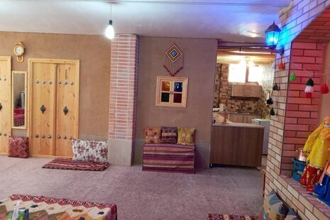 اتاق دوخواب مبله(1) در اقامتگاه بومگردی در بروجن