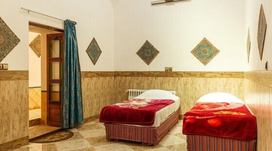 اتاق دو تخته در اقامتگاه بومگردی در یزد