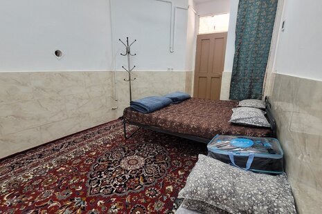 واحد مبله تکخواب  در مجتمع اقامتی امامزاده سید مرتضی در کاشمر