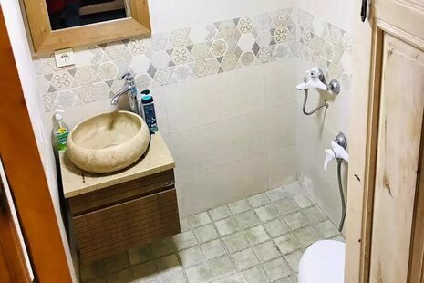 اتاق نارشید در اقامتگاه بومگردی تفت