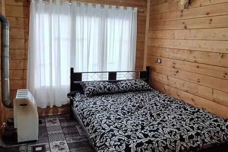 کلبه چوبی استخردار در طاسکوه