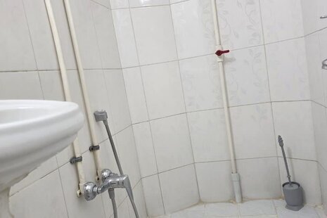 سوئیت 4 نفره هتلی شیک در مسافرخانه مشهد