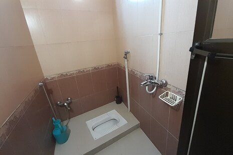 واحد تکخواب در طبقه دوم ویلا ساحلی حسینی در چالوس