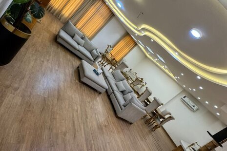 کاخ ویلا مبله تریپلکس سه خواب استخردار اعیان نشین در کیش