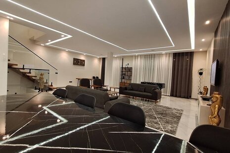 ویلا استخردار تریپلکس 4 خواب عمارت شارمین در رودهن