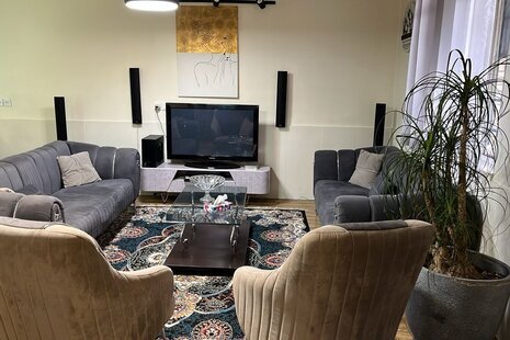 ویلا باغ استخردار مبله دوخواب مانترا در چهارباغ