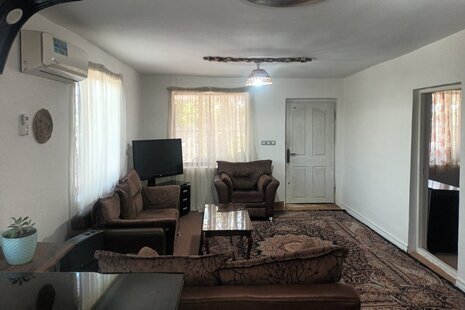 خانه ویلایی تکخواب مبله درآستانه اشرفیه