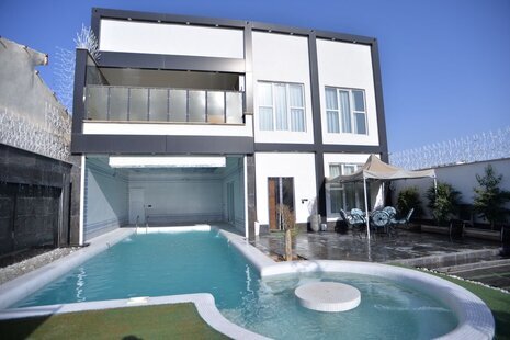 ویلا دوبلکس استخردار پنج خواب رز در آغچه حصار