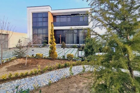 ویلا دوبلکس استخردار رو باز سه خواب مستر اوتانا در کردان