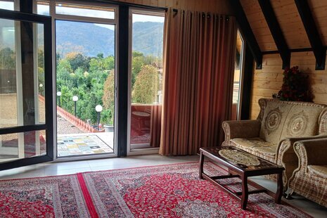 کلبه دوبلکس استخردار مبله دوخواب گل سرخ در چابکسر