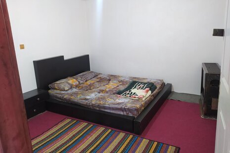 واحد تکخواب مبله(4) در باغ ویلا در رشت