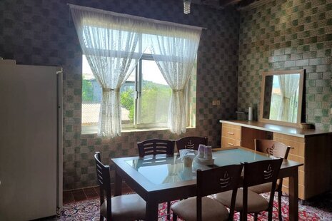 اتاق تیته در اقامتگاه بومگردی رامسر