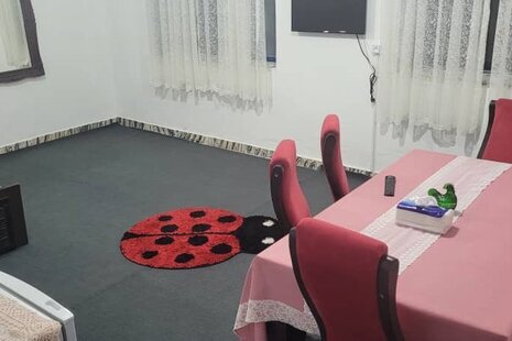 اتاق 3 در اقامتگاه بومگردی رودبار