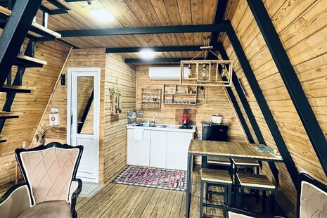 کلبه سوئیسی دوبلکس سهیل در لاهیجان