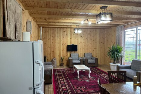 کلبه چوبی مبله دوخواب یوکا در اسالم