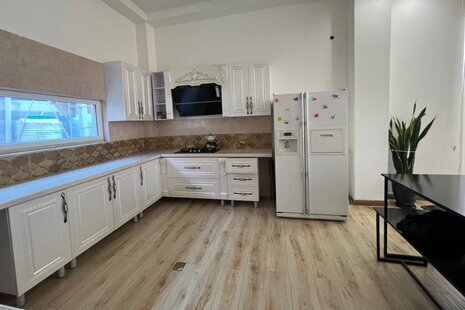 ویلا دوبلکس چهار خواب روژ در شهرک زعفرانیه