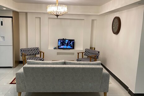 واحد استخردار دوخواب شازده در طبقه همکف ویلا بندرانزلی