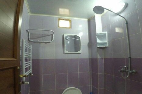 واحد در طبقه اول ویلا رامیان