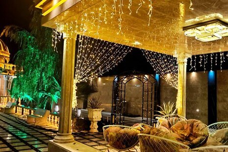 باغ ویلا استخردار سه خواب مبله هخامنش در اصفهان