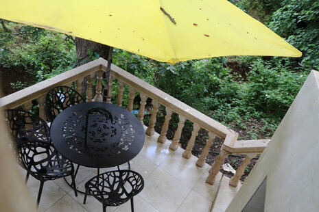 سوئیت 25 متری 4 در طبقه اول ویلای رودبار