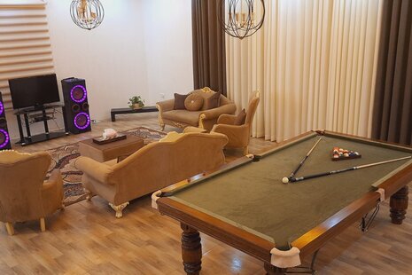 خانه ویلایی دوبلکس استخردار در چهارباغ