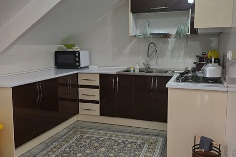 واحد تکخواب چهره در طبقه اول ویلای بابل