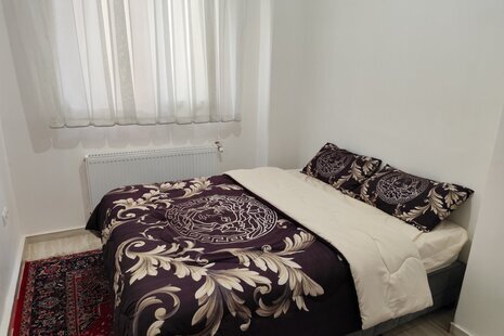 آپارتمان مبله دوخواب دادرس 1 در اردبیل