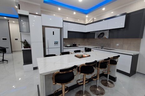 ویلا استخردار تریپلکس مبله 5 خواب در کردان