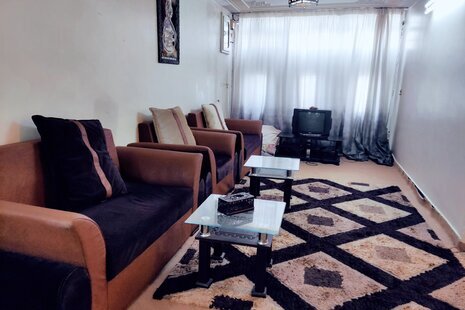 سوئیت مبله تمیز در مرکز شهر اصفهان