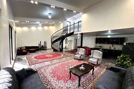 ویلا دوبلکس استخردار دوخواب مبله در کرج آرامش