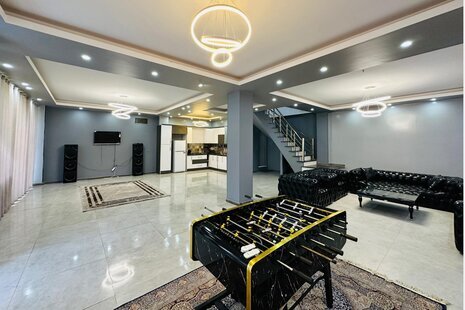 ویلا عمارت استخردار مدرن 3 خواب ترانسیلوانیا در کردان