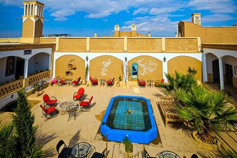 اتاق ماژور اقامتگاه بوگردی در نطنز