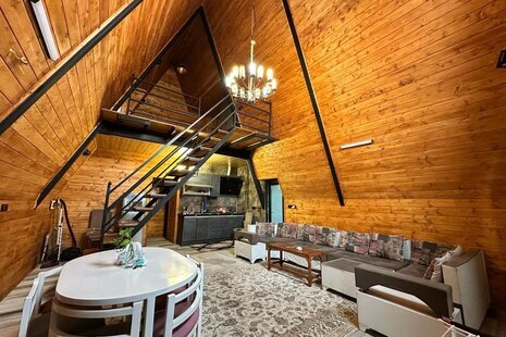 کلبه سوئیسی جکوزی دار دوخواب در سوادکوه