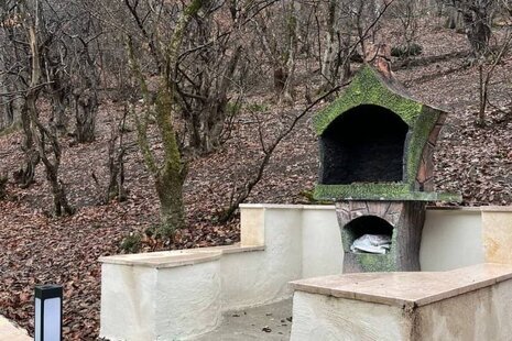 کلبه سوئیسی مبله دوخواب زرد در پل سفید