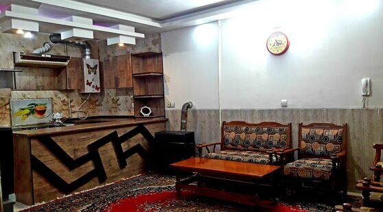 منزل همکف نقلی و تمیز با پارکینگ اختصاصی