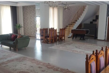 ویلا دوبلکس استخردار آرین در چهارباغ