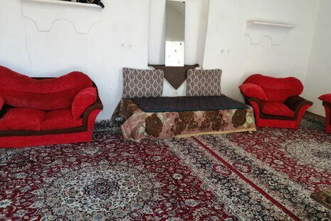 اتاق در اقامتگاه بومگردی یزد