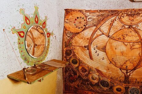 اتاق گنو در هاستل هرمز